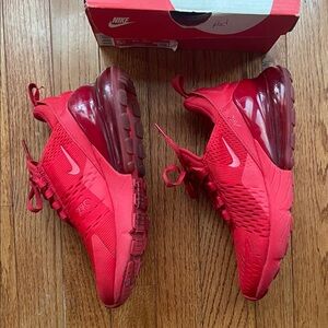Nike Air Max 270 in Bold Red
